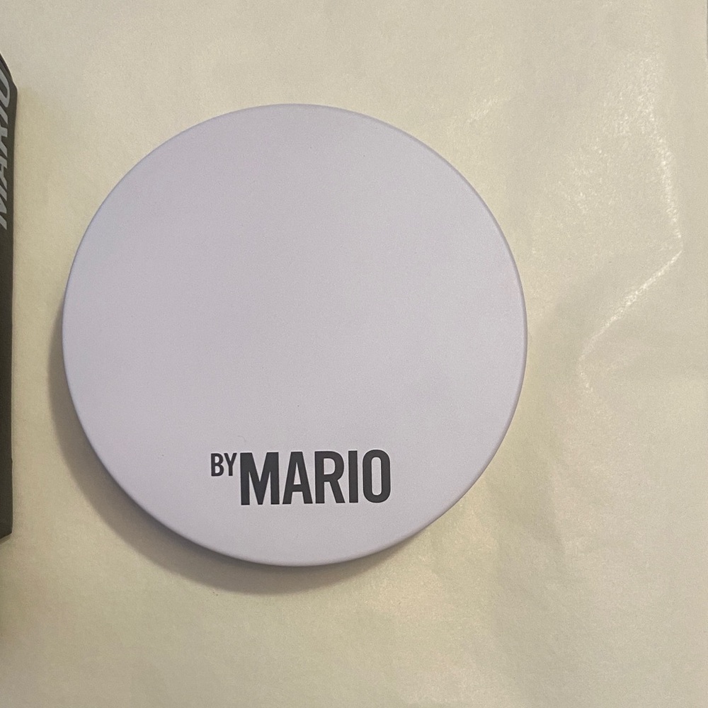 MAKEUP BY MARIO Soft Glow Highlighter - Classic Pearl - Picture 8 of 9